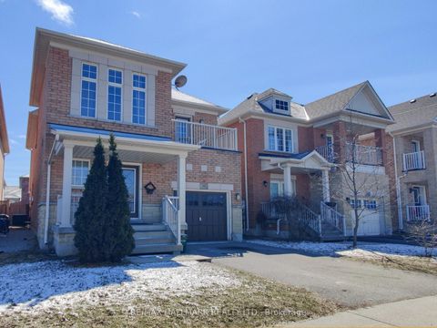 Photo 1 at 39 Retreat Boulevard, Vellore Village, Vaughan