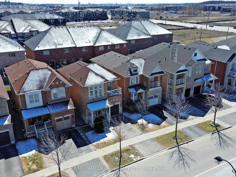 Photo 25 at 39 Retreat Boulevard, Vellore Village, Vaughan