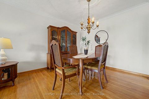 Photo 9 at 2A Fairglen Avenue, L'Amoreaux, Toronto