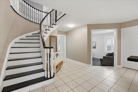 Photo 4 at 102 Esther Drive, Painswick South, Barrie