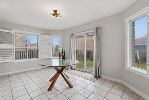 Photo 14 at 102 Esther Drive, Painswick South, Barrie