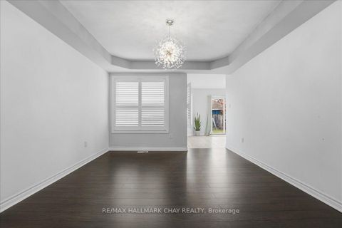 Photo 18 at 102 Esther Drive, Painswick South, Barrie