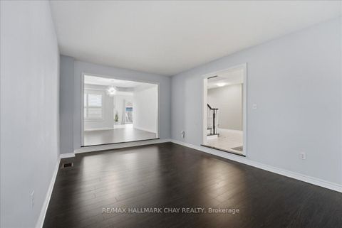 Photo 19 at 102 Esther Drive, Painswick South, Barrie