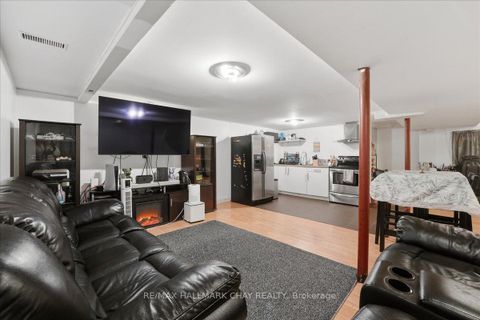 Photo 32 at 102 Esther Drive, Painswick South, Barrie