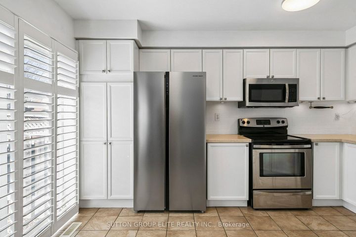 Photo 15 at 636 Porter Way, BE Beaty, Milton