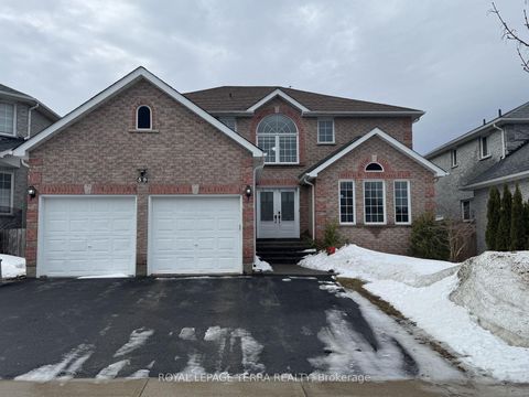 Photo 1 at 59 Russell Hill Drive, Painswick South, Barrie