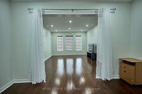 Photo 9 at 59 Russell Hill Drive, Painswick South, Barrie