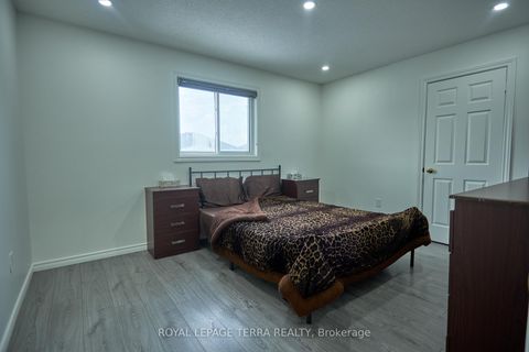 Photo 22 at 59 Russell Hill Drive, Painswick South, Barrie