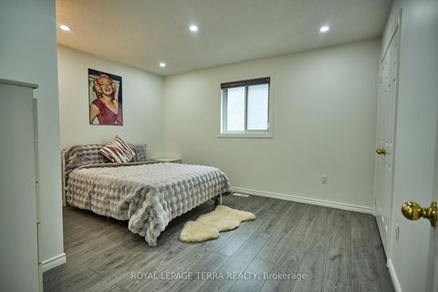 Photo 27 at 59 Russell Hill Drive, Painswick South, Barrie