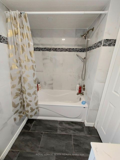 Photo 36 at 59 Russell Hill Drive, Painswick South, Barrie