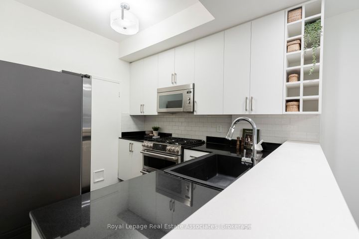 Photo 8 at Th103 - 500 Richmond Street W, Waterfront Communities C1, Toronto