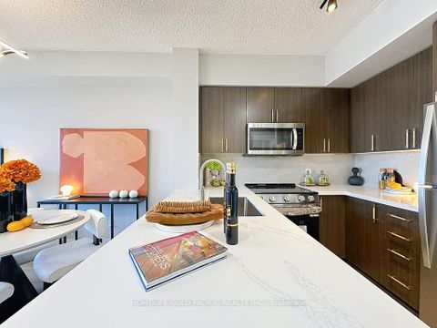 Photo 5 at 517 - 1603 Eglinton Avenue W, Oakwood Village, Toronto