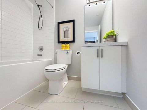 Photo 9 at 517 - 1603 Eglinton Avenue W, Oakwood Village, Toronto