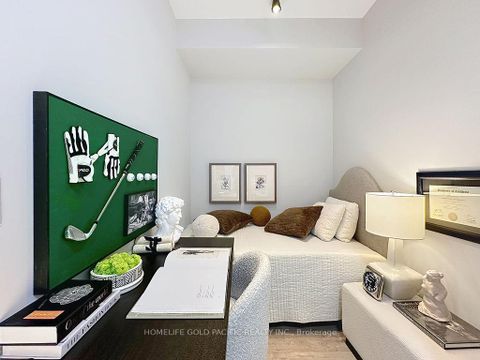 Photo 16 at 517 - 1603 Eglinton Avenue W, Oakwood Village, Toronto