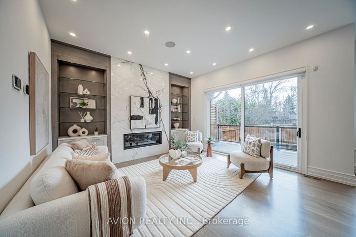 Photo 14 at 29 Evergreen Gardens, Leaside, Toronto