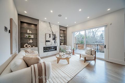 Photo 14 at 29 Evergreen Gardens, Leaside, Toronto