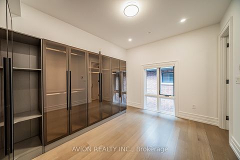 Photo 26 at 29 Evergreen Gardens, Leaside, Toronto