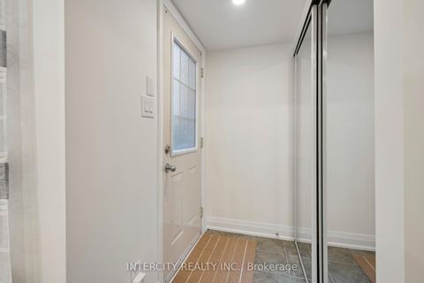 Photo 5 at 741 - 10 Laidlaw Street, South Parkdale, Toronto