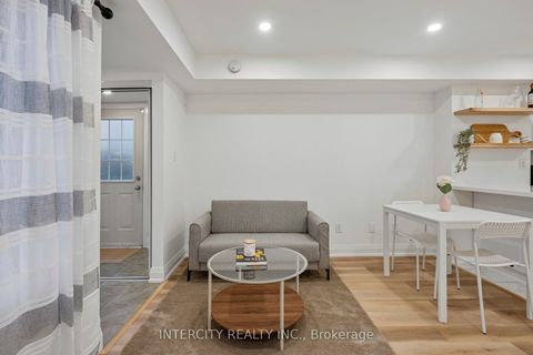 Photo 8 at 741 - 10 Laidlaw Street, South Parkdale, Toronto