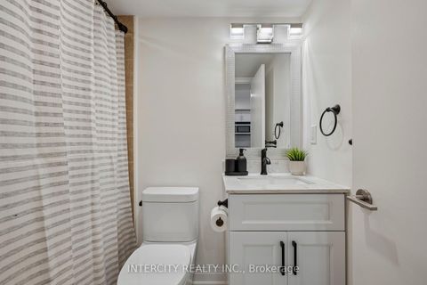 Photo 30 at 741 - 10 Laidlaw Street, South Parkdale, Toronto