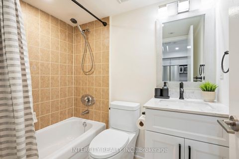 Photo 32 at 741 - 10 Laidlaw Street, South Parkdale, Toronto