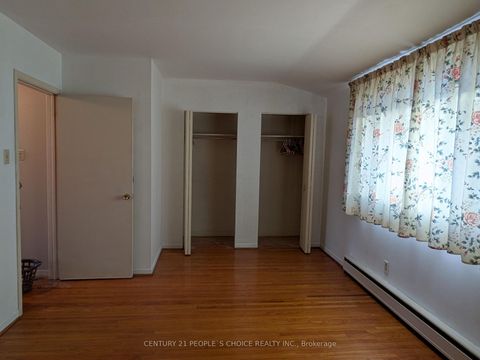 Photo 13 at 89 - 14 London Green Court E, Jane Heights, Toronto