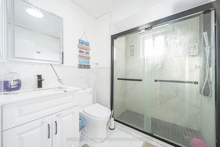 Photo 15 at 66 Enmount Drive, Southgate, Brampton