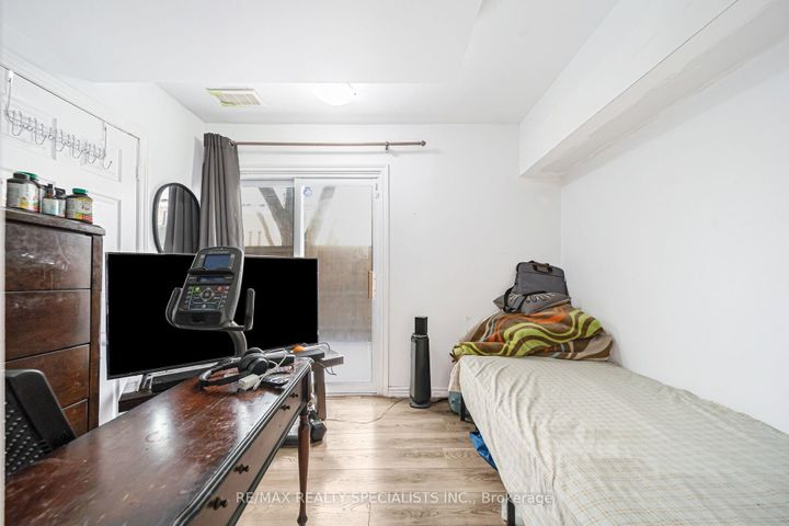 Photo 18 at 66 Enmount Drive, Southgate, Brampton