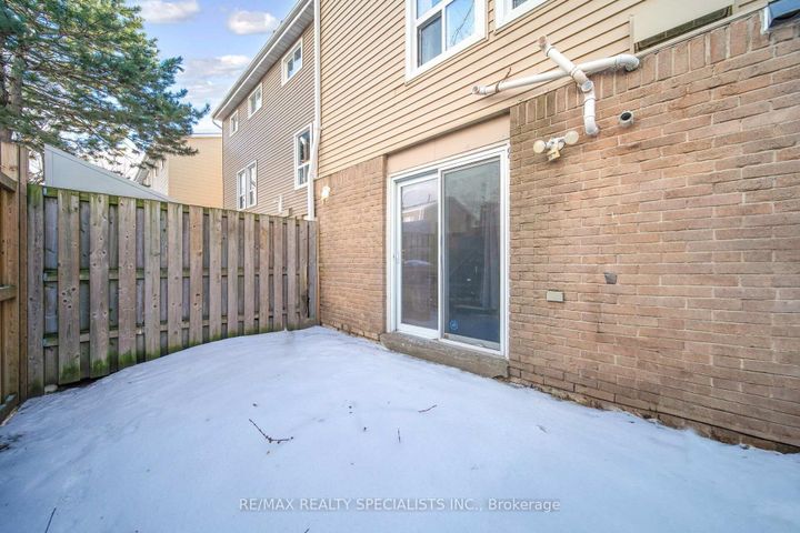 Photo 20 at 66 Enmount Drive, Southgate, Brampton