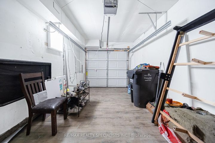 Photo 22 at 66 Enmount Drive, Southgate, Brampton