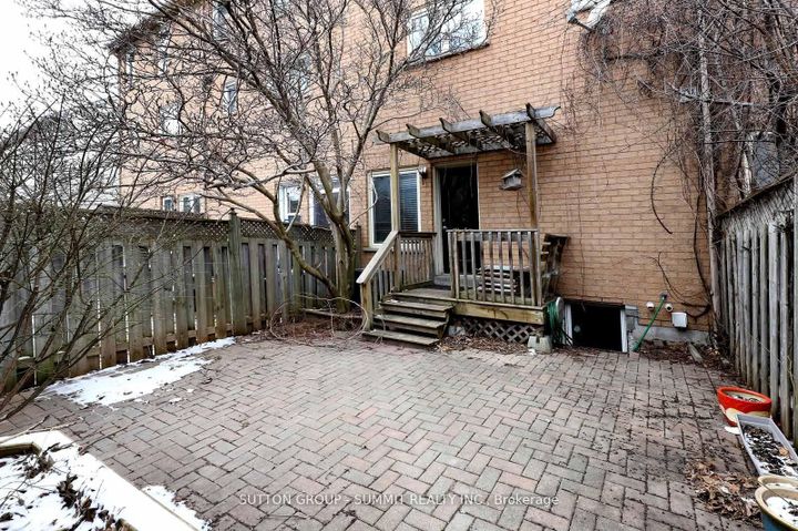 Photo 33 at 260 GLENASHTON Drive, RO River Oaks, Oakville