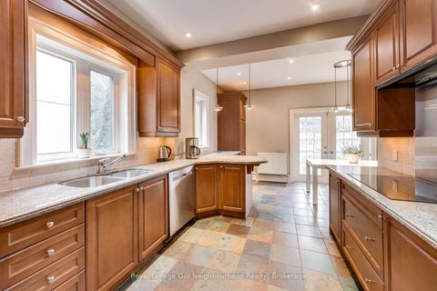 Photo 12 at 166 Lytton Boulevard, Lawrence Park South, Toronto