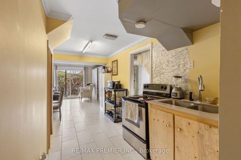 Photo 21 at 19 - 42 San Marino Way, Jane Heights, Toronto