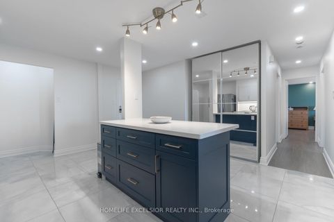 Photo 7 at 612 - 236 Albion Road, Old Rexdale, Toronto