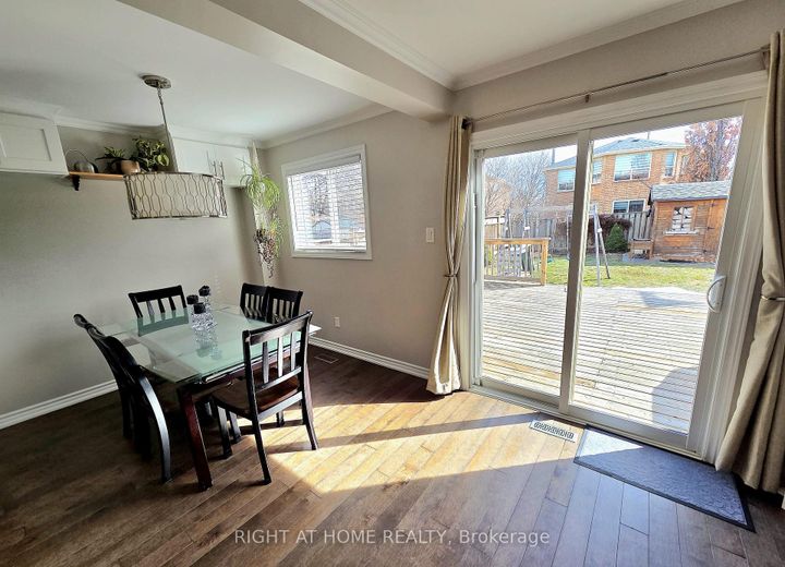 Photo 13 at 6914 Cordingley Crescent, Meadowvale, Mississauga