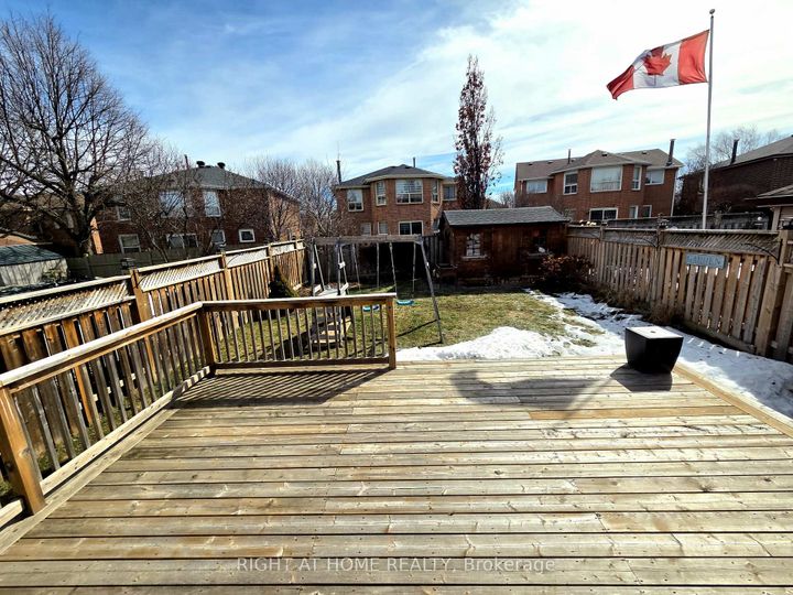 Photo 36 at 6914 Cordingley Crescent, Meadowvale, Mississauga