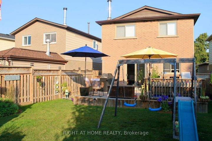 Photo 39 at 6914 Cordingley Crescent, Meadowvale, Mississauga