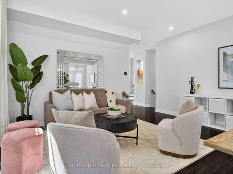 Photo 4 at 12 Wallenberg Drive, Patterson, Vaughan