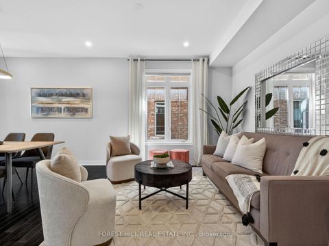 Photo 7 at 12 Wallenberg Drive, Patterson, Vaughan