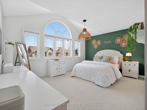 Photo 31 at 12 Wallenberg Drive, Patterson, Vaughan