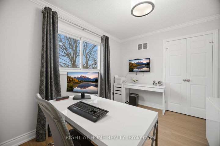 Photo 30 at 6360 Atherly Crescent, Meadowvale, Mississauga