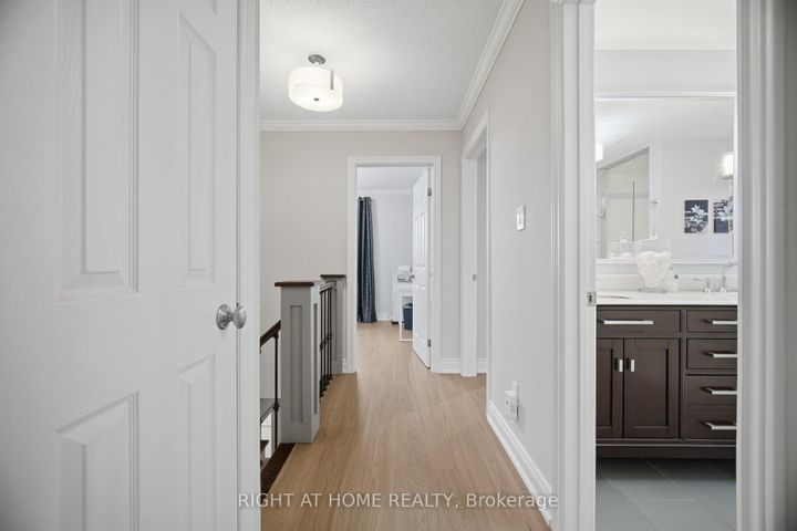 Photo 31 at 6360 Atherly Crescent, Meadowvale, Mississauga