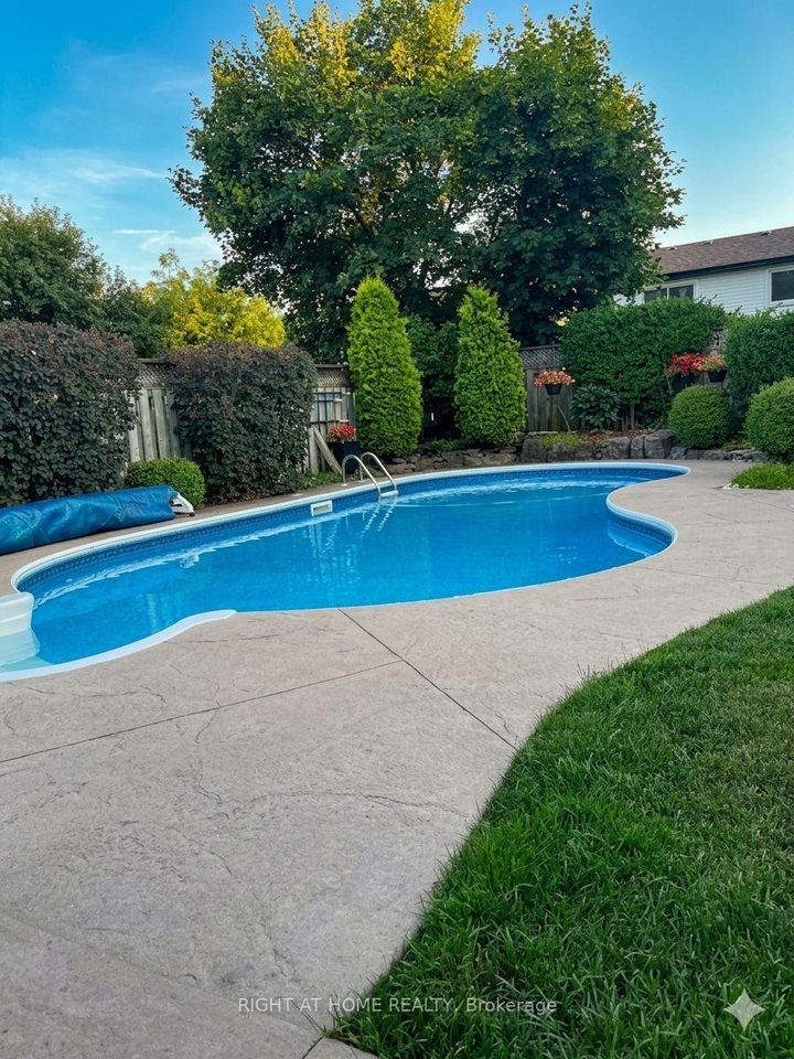 Photo 48 at 6360 Atherly Crescent, Meadowvale, Mississauga