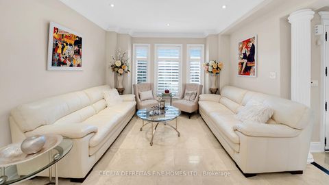 Photo 5 at 328 St. Urbain Drive, Vellore Village, Vaughan