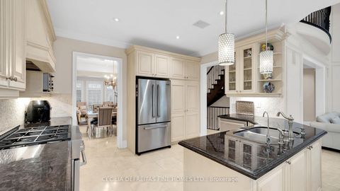 Photo 13 at 328 St. Urbain Drive, Vellore Village, Vaughan