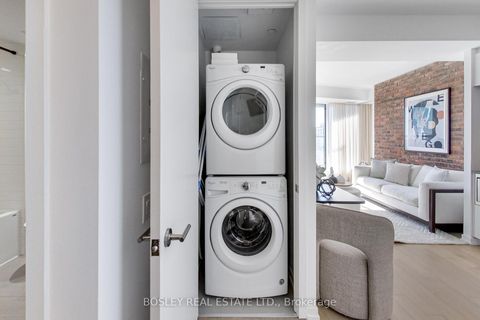 Photo 7 at Ph9 - 138 St Helen's Avenue, Dufferin Grove, Toronto