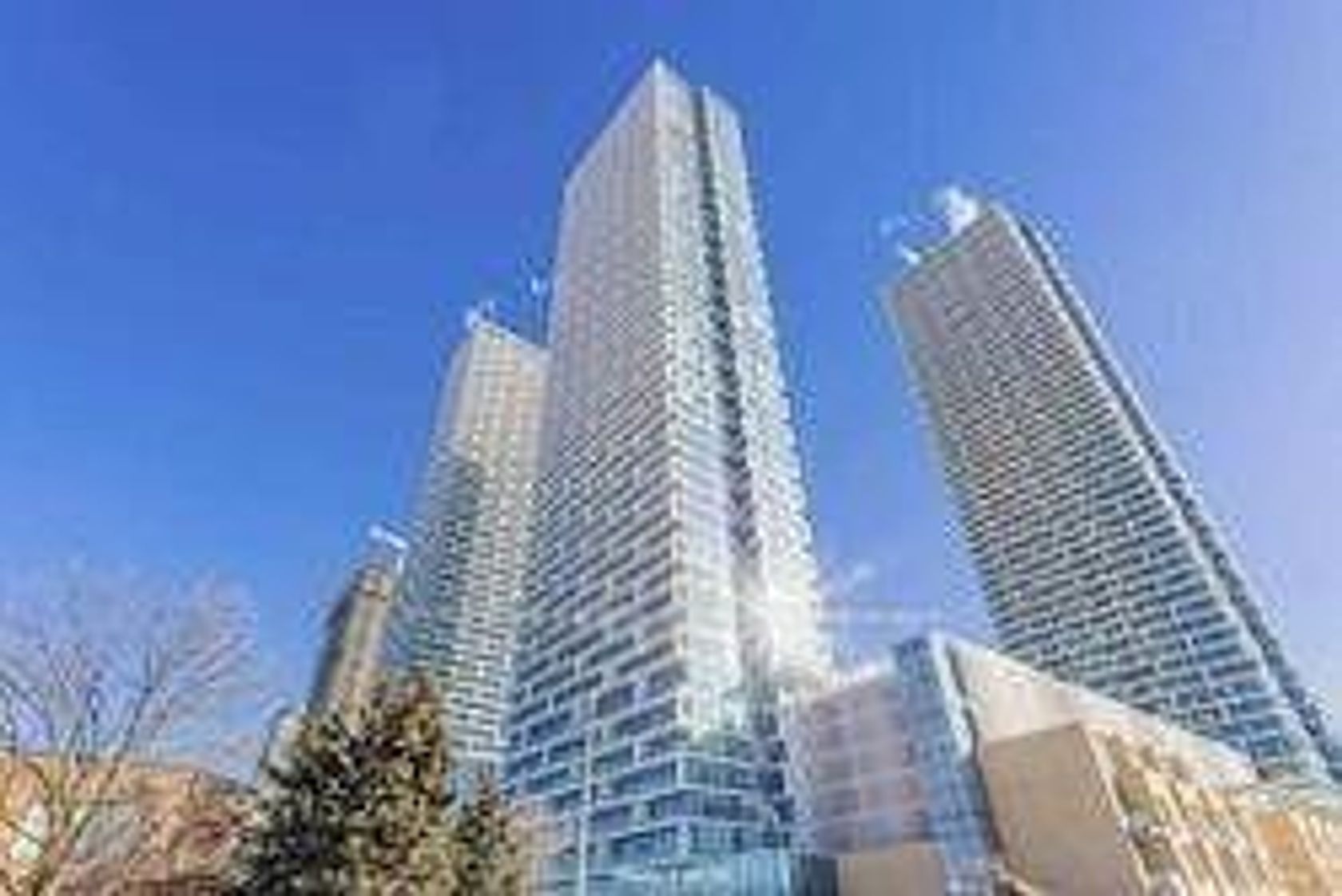 1001 - 898 Portage Parkway, Vaughan Corporate Centre, Vaughan photo number 2