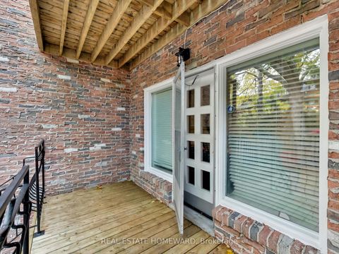 Photo 28 at 183 Madison Avenue, Annex, Toronto