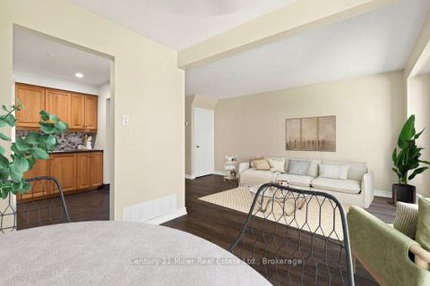 Photo 12 at 40 - 30 Dundalk Drive, Dorset Park, Toronto