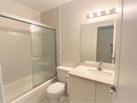 Photo 10 at 46 Romance Drive, Rouge Woods, Richmond Hill